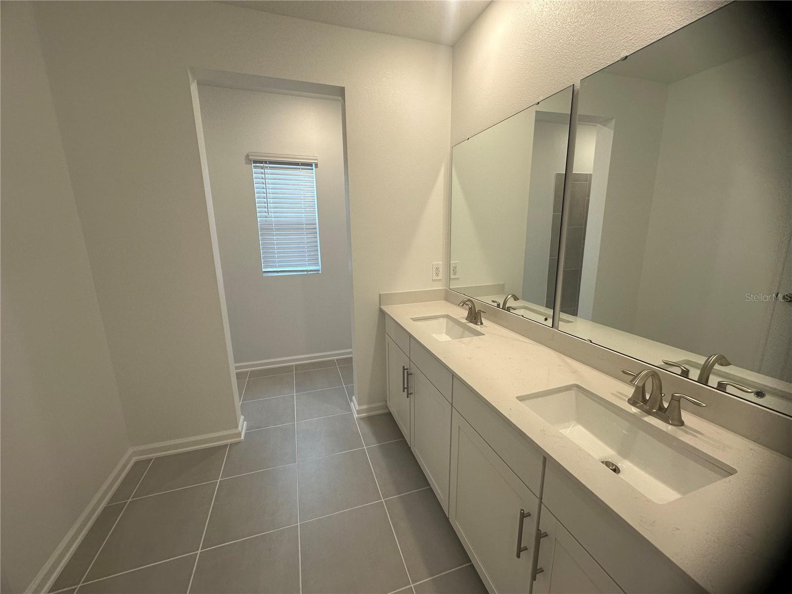 BRIDGEWALK - Residential Lease