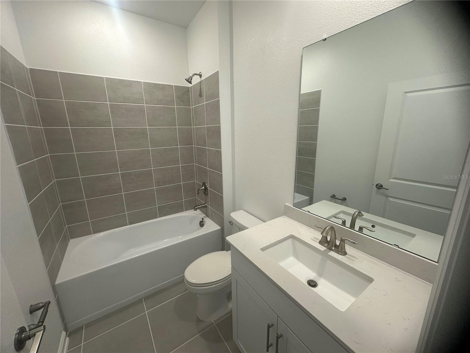 BRIDGEWALK - Residential Lease