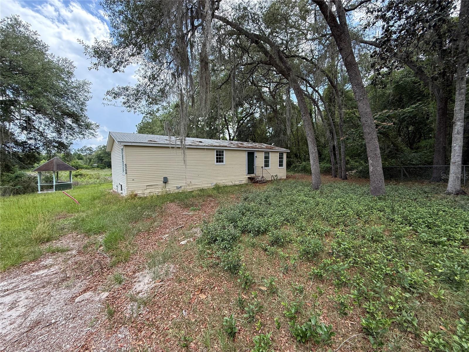 SILVER SPGS CAMPSITES - Residential