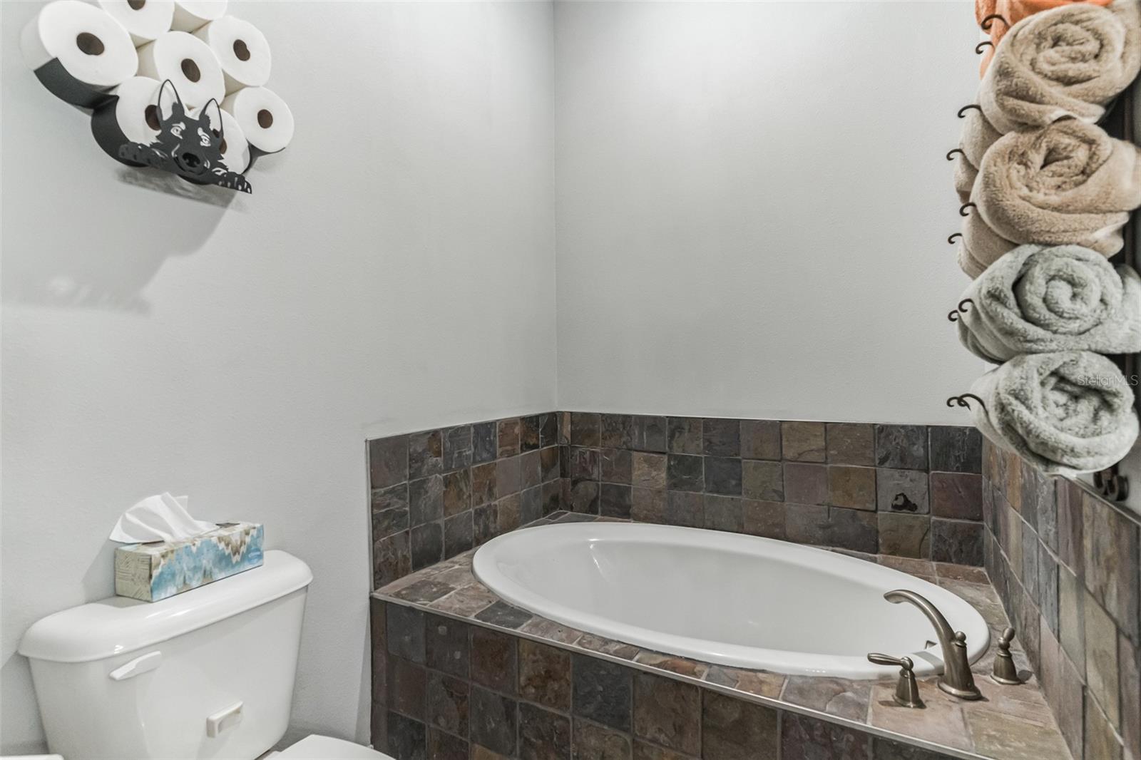 SEMINOLE FARMS - Residential