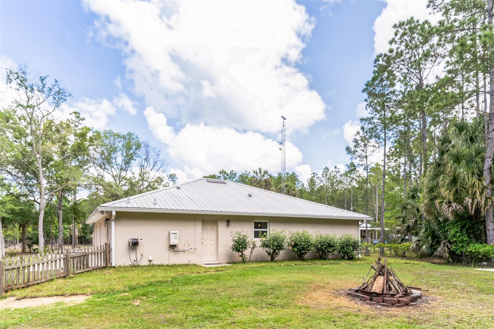 SEMINOLE FARMS - Residential