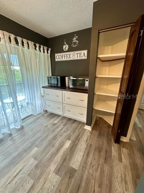 SUNNYBROOK CONDO 03 - Residential