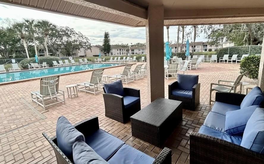 SUNNYBROOK CONDO 03 - Residential