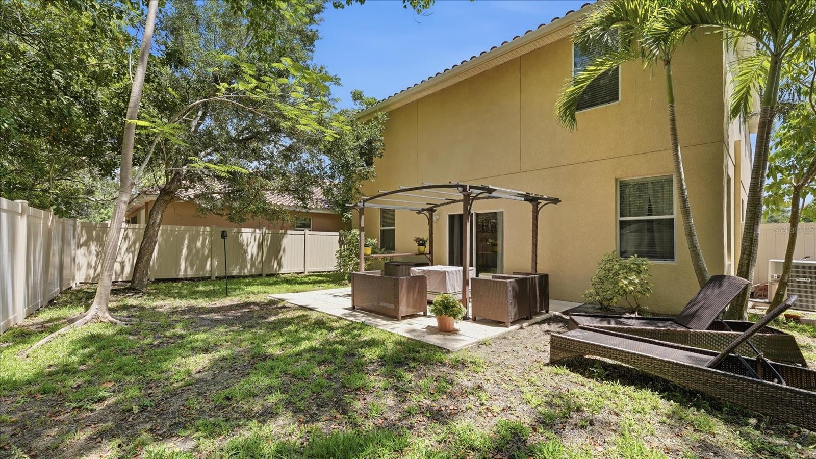 OAK VISTAS - Residential