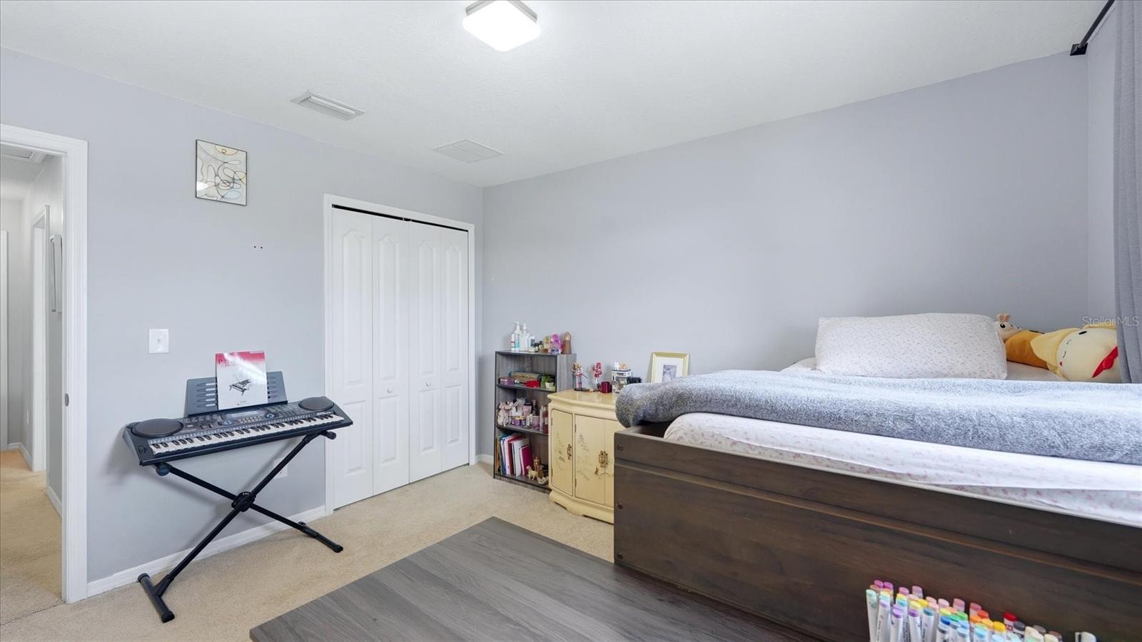 OAK VISTAS - Residential