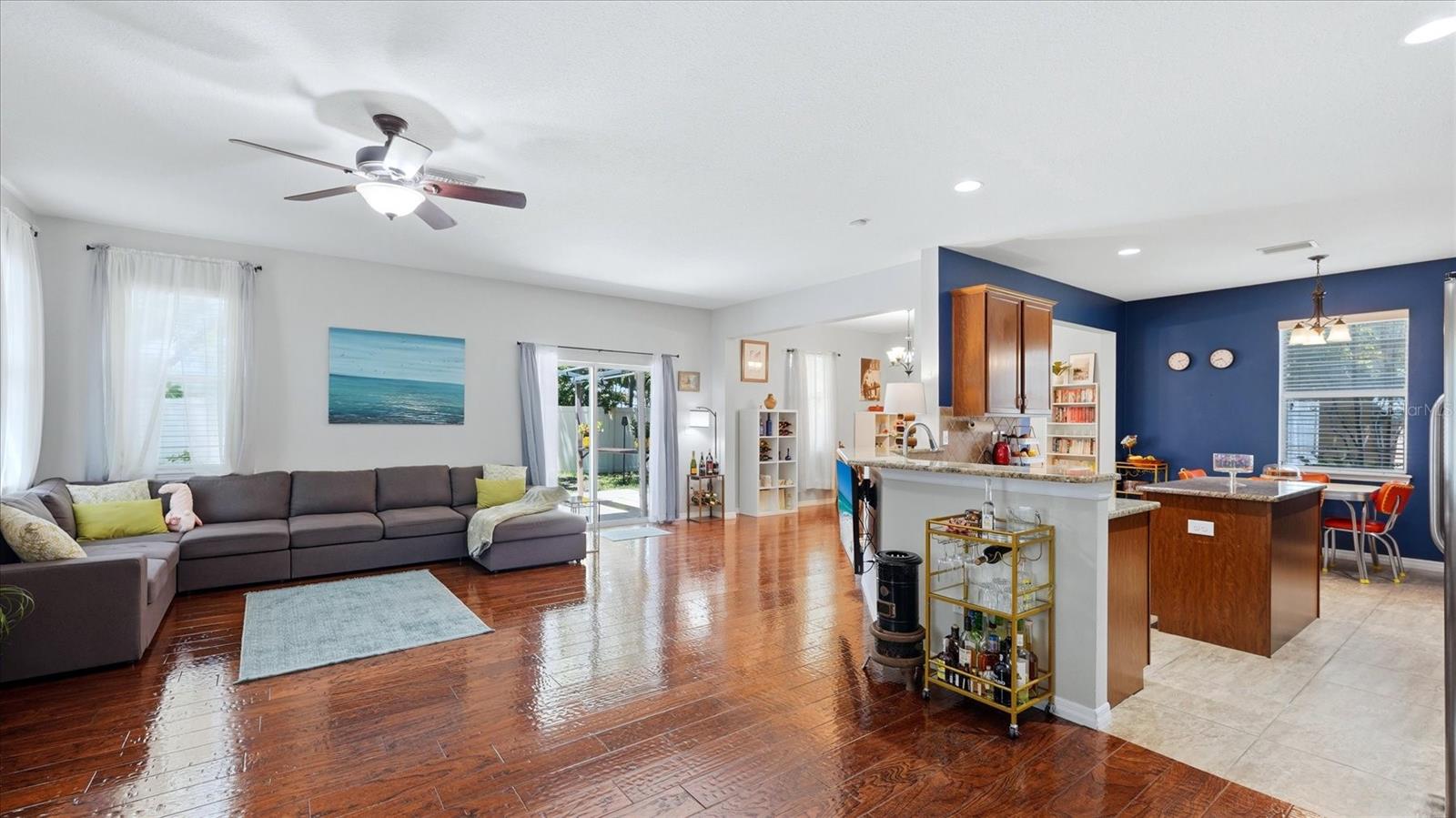 OAK VISTAS - Residential