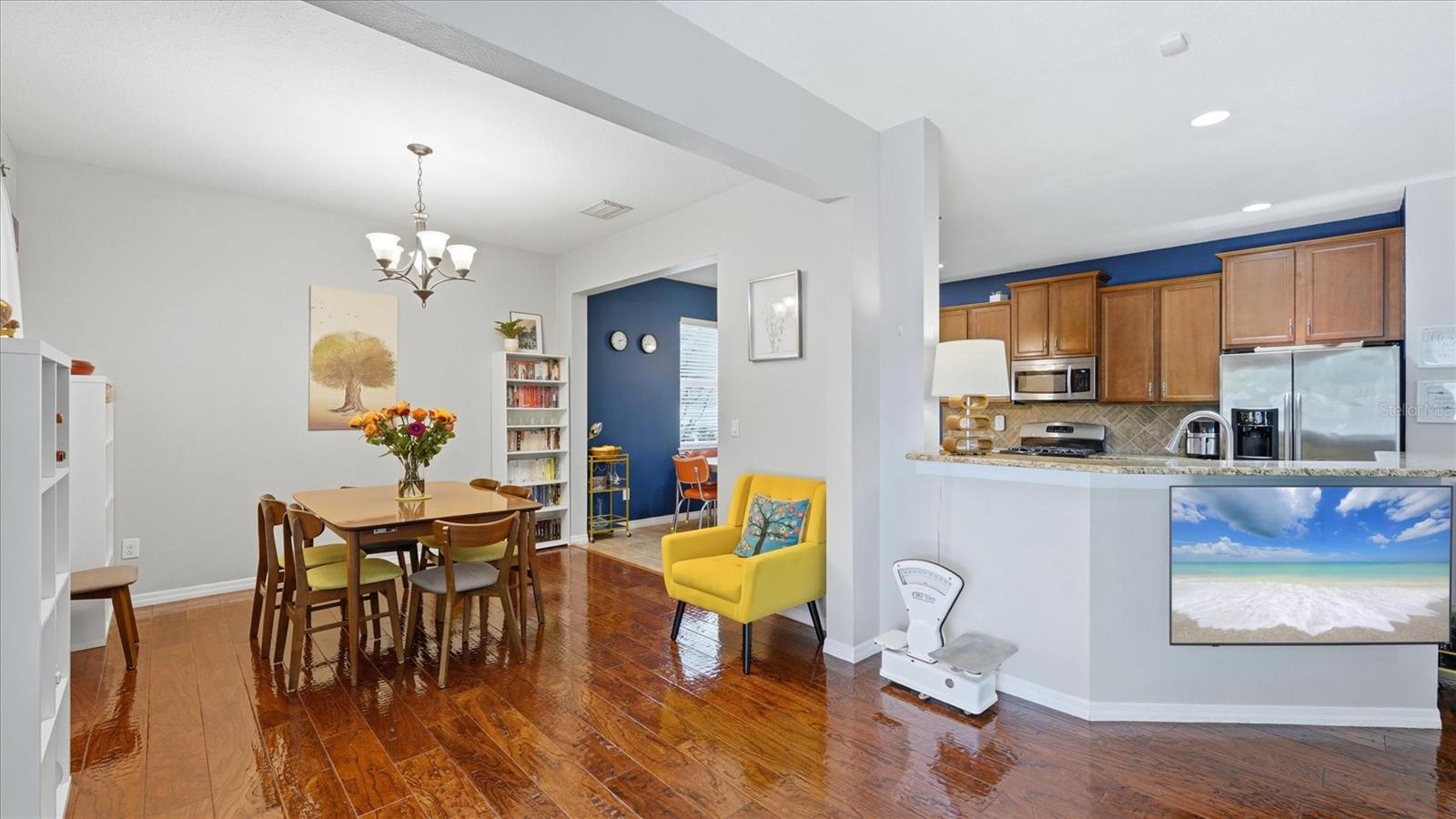 OAK VISTAS - Residential
