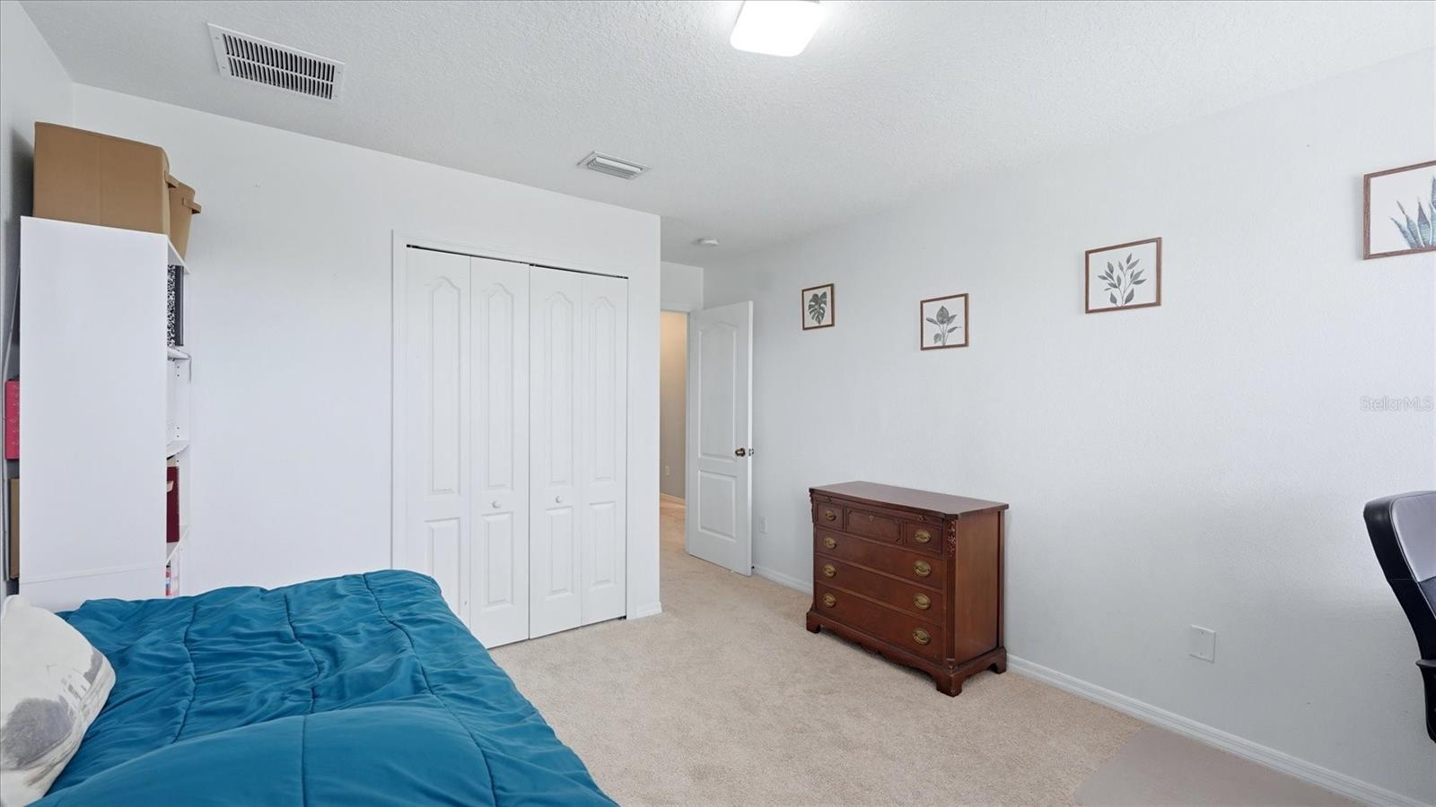 OAK VISTAS - Residential