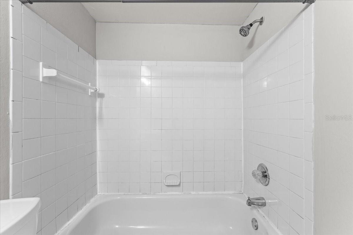 RENAISSANCE VILLAS CONDO - Residential