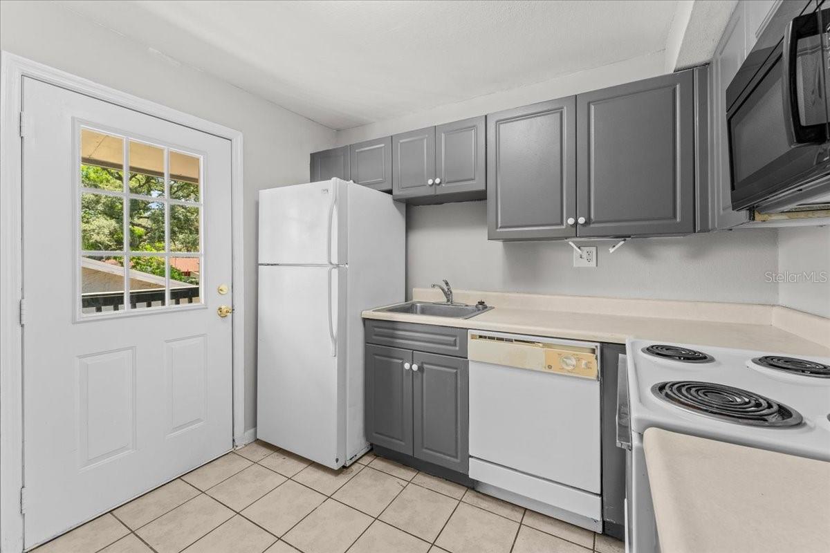 RENAISSANCE VILLAS CONDO - Residential
