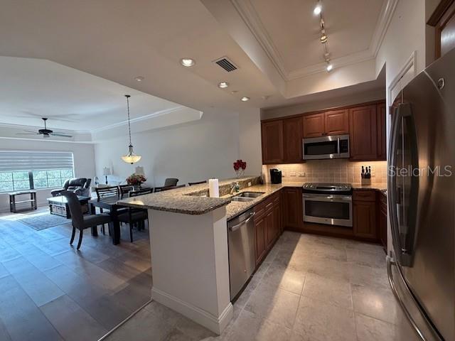 LAKE VISTA RESIDENCES PH III - Residential Lease
