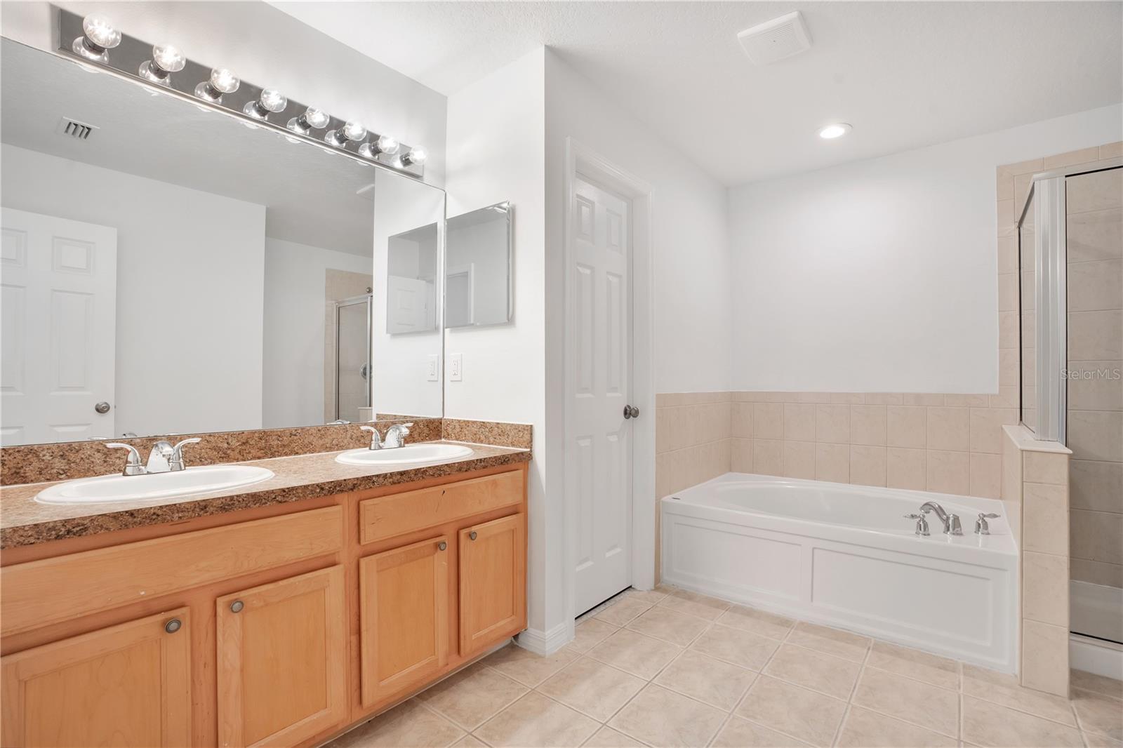 SOUTH BAY LAKES UNIT 2 - Residential