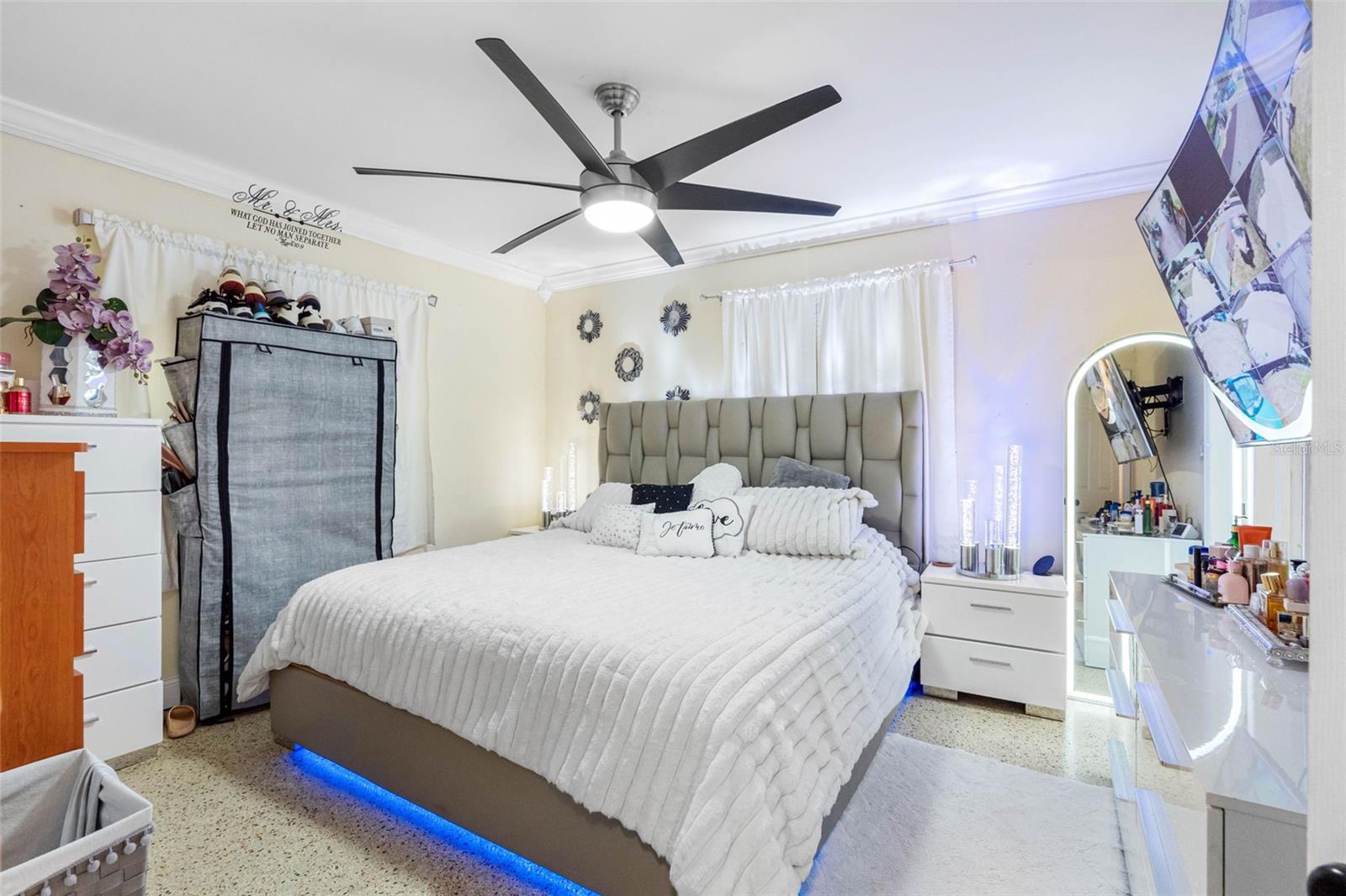 LECLARE ESTATES - Residential