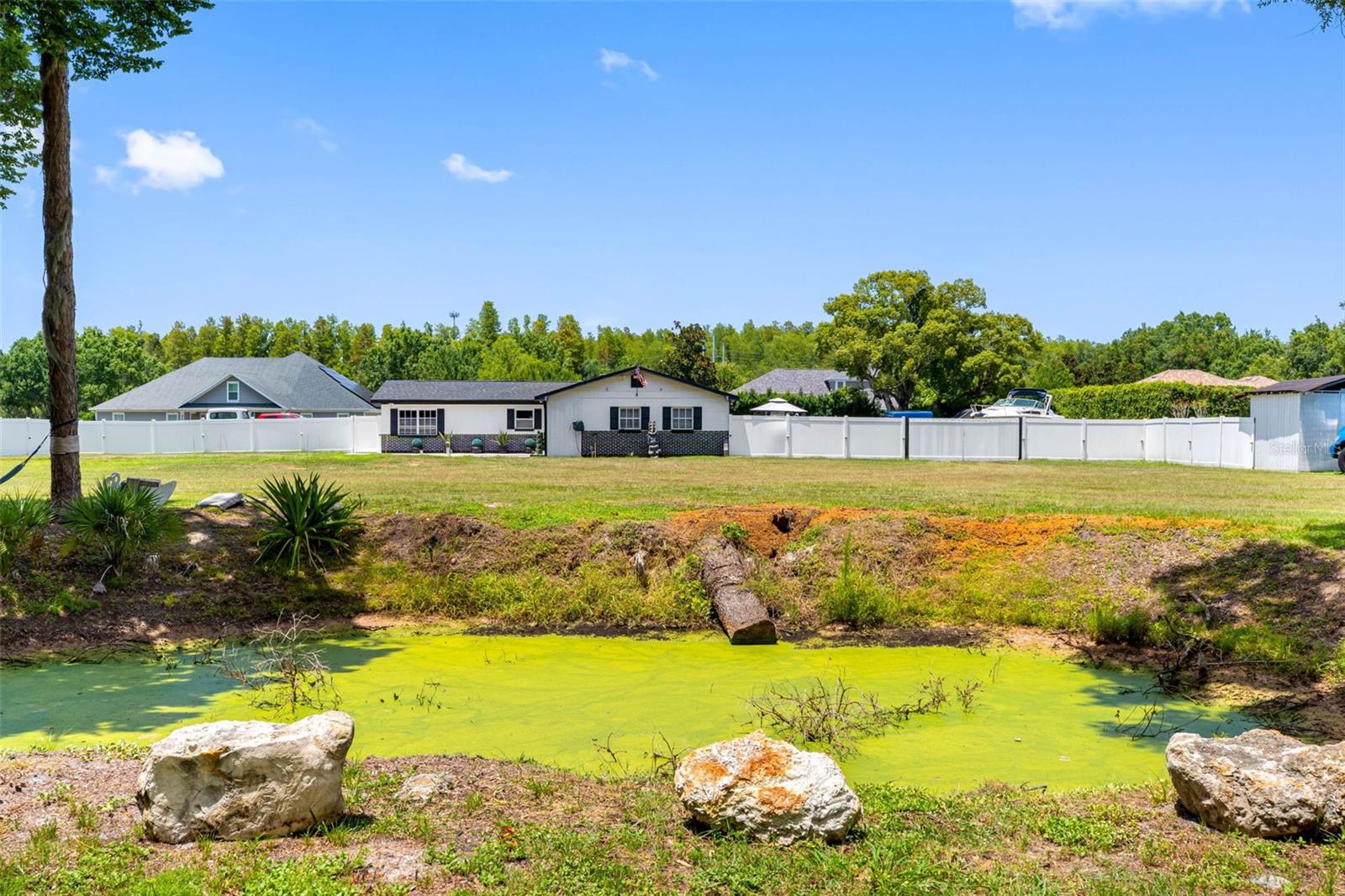 LECLARE ESTATES - Residential