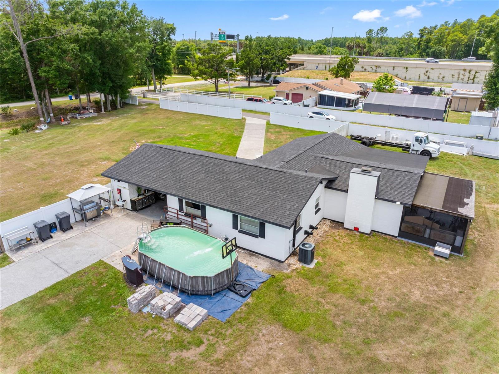 LECLARE ESTATES - Residential