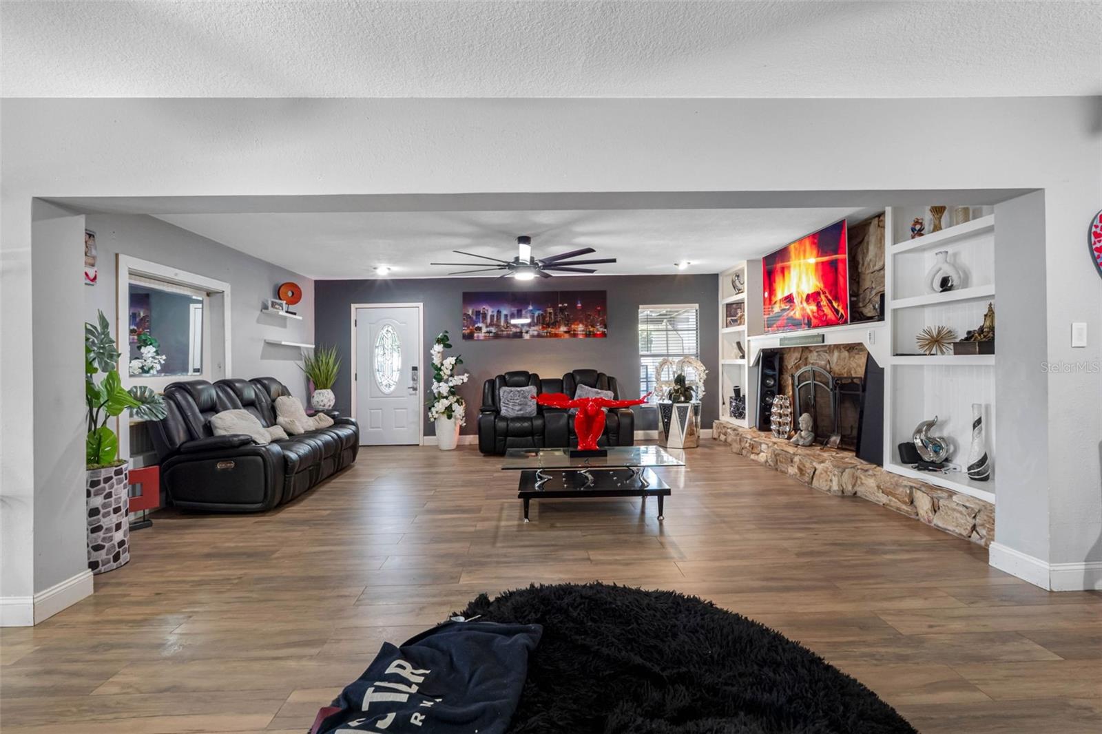 LECLARE ESTATES - Residential
