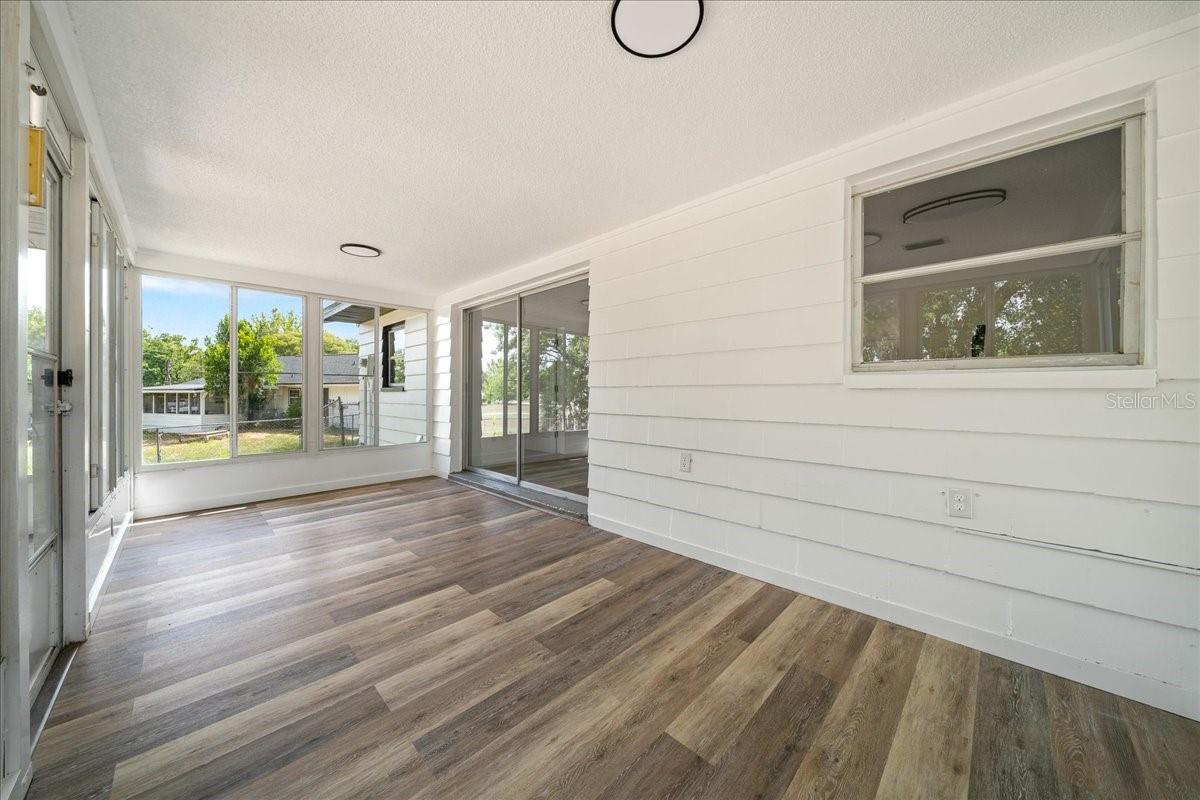 SILVER SPRING SHORES - Residential