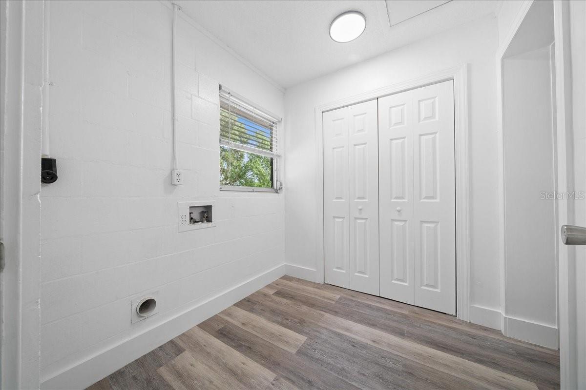 SILVER SPRING SHORES - Residential