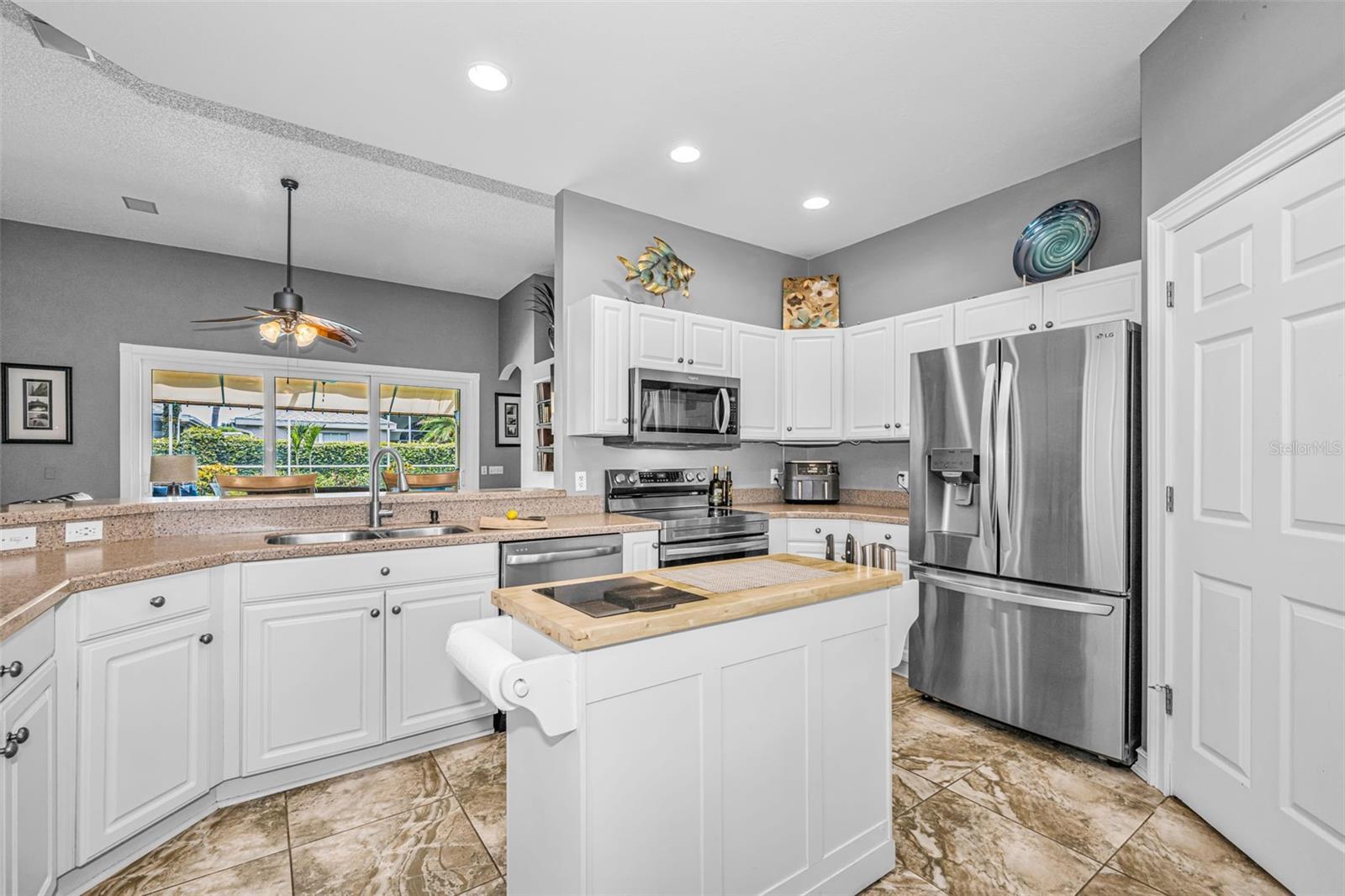 VILLAGES AT FOX HOLLOW WEST - Residential