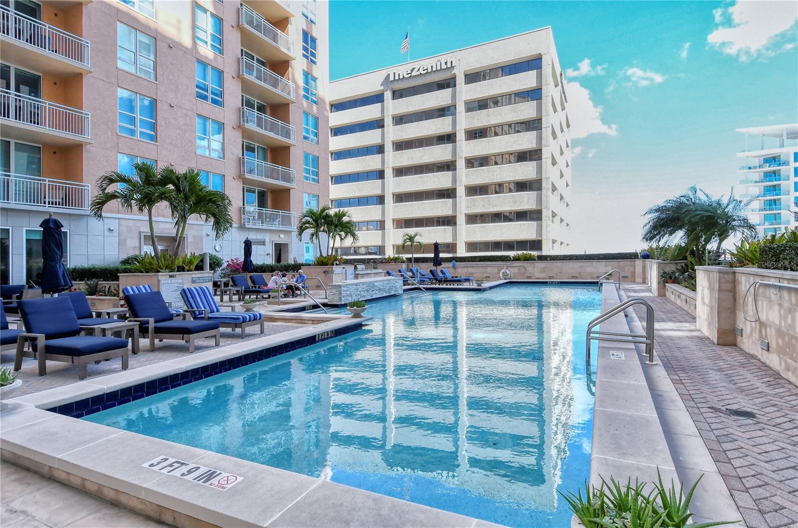 1350 MAIN RESIDENTIAL - Residential