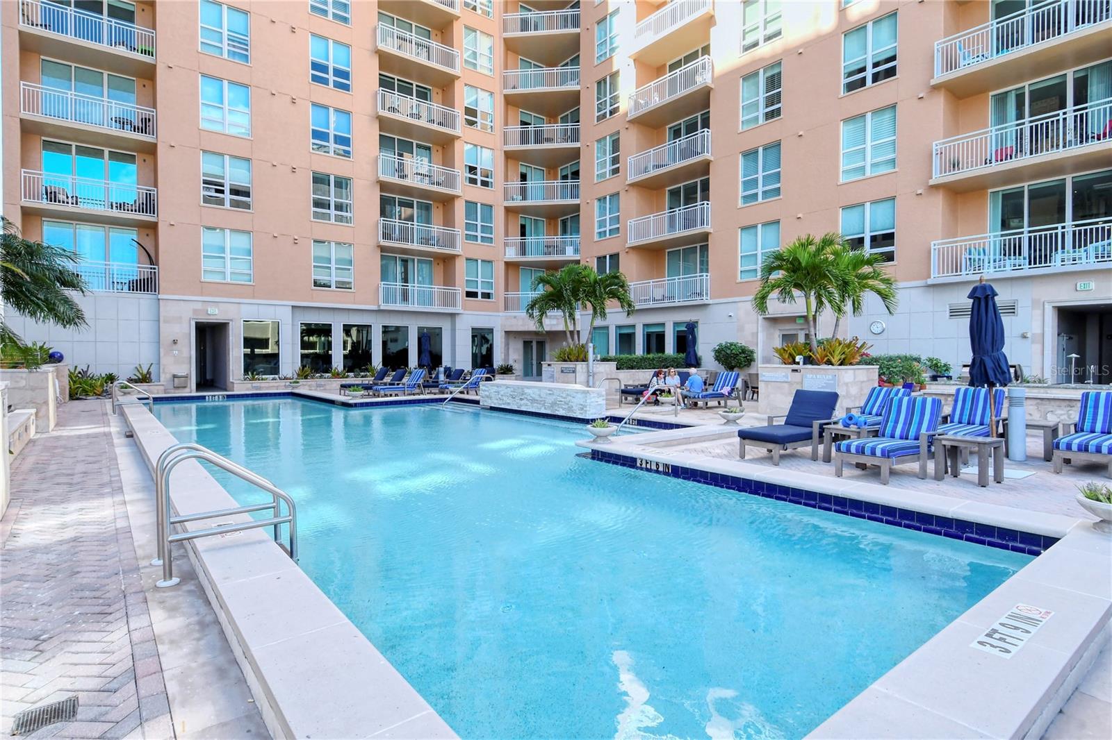 1350 MAIN RESIDENTIAL - Residential