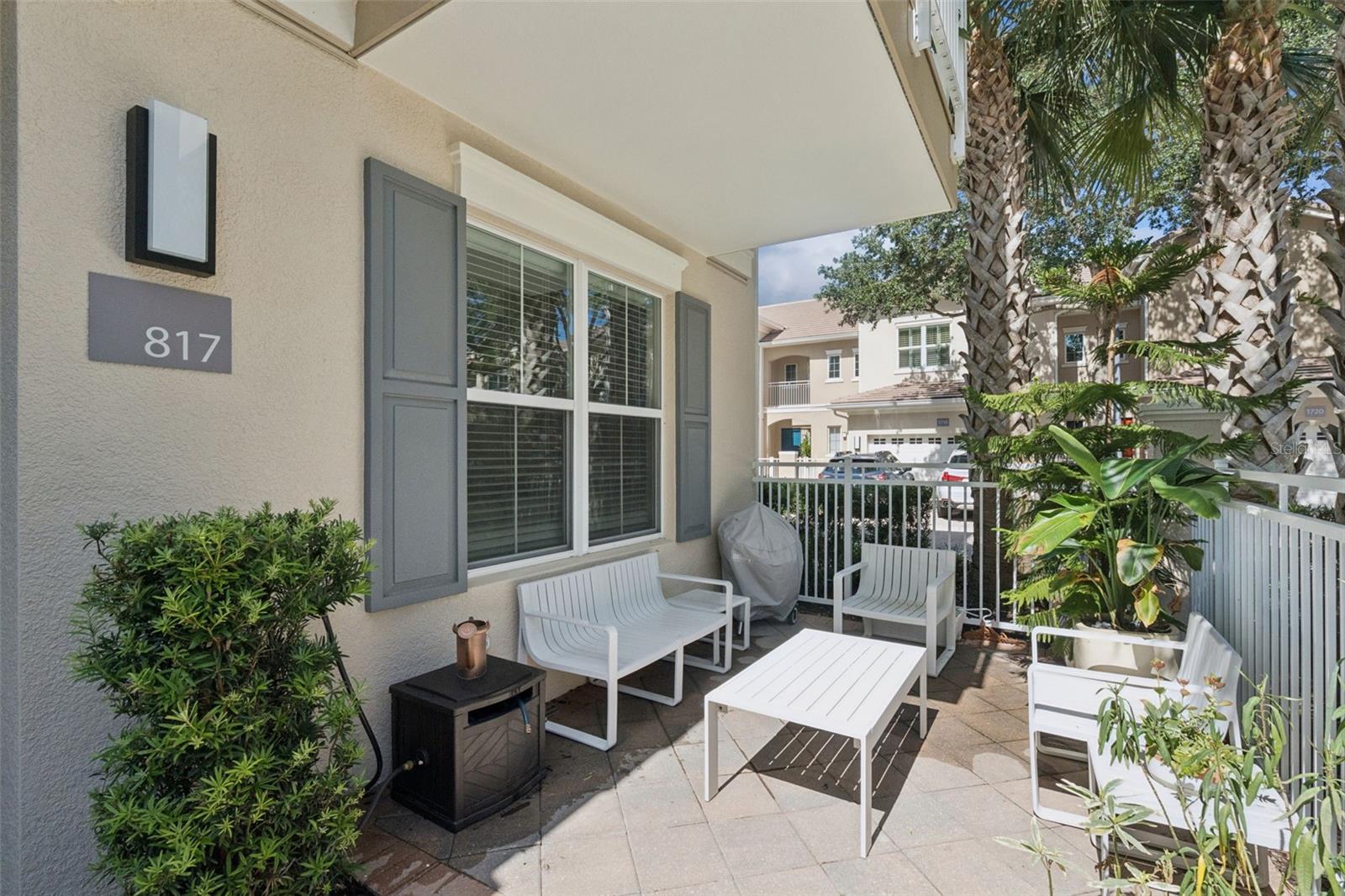 GRANDE OAKS AT HEATHROW - Residential