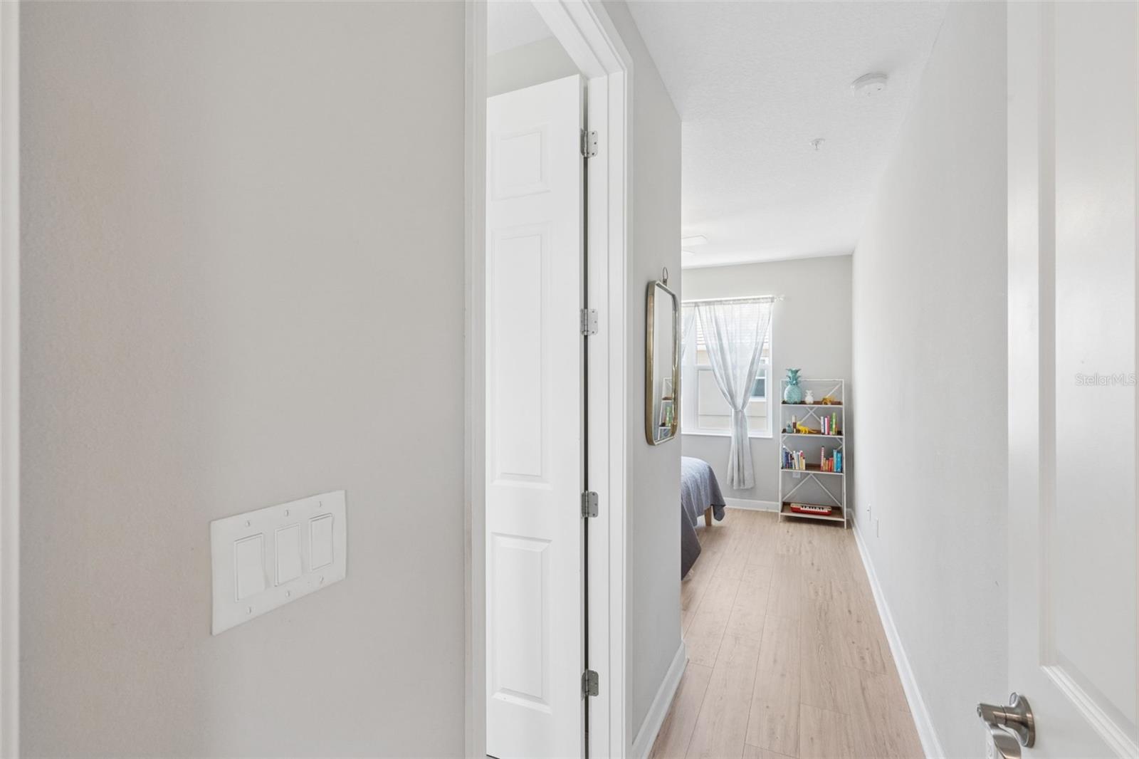 GRANDE OAKS AT HEATHROW - Residential