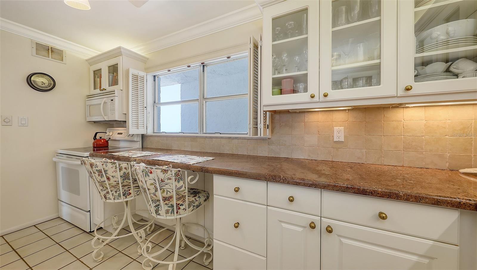 POINTE ON MIDNIGHT PASS - Residential