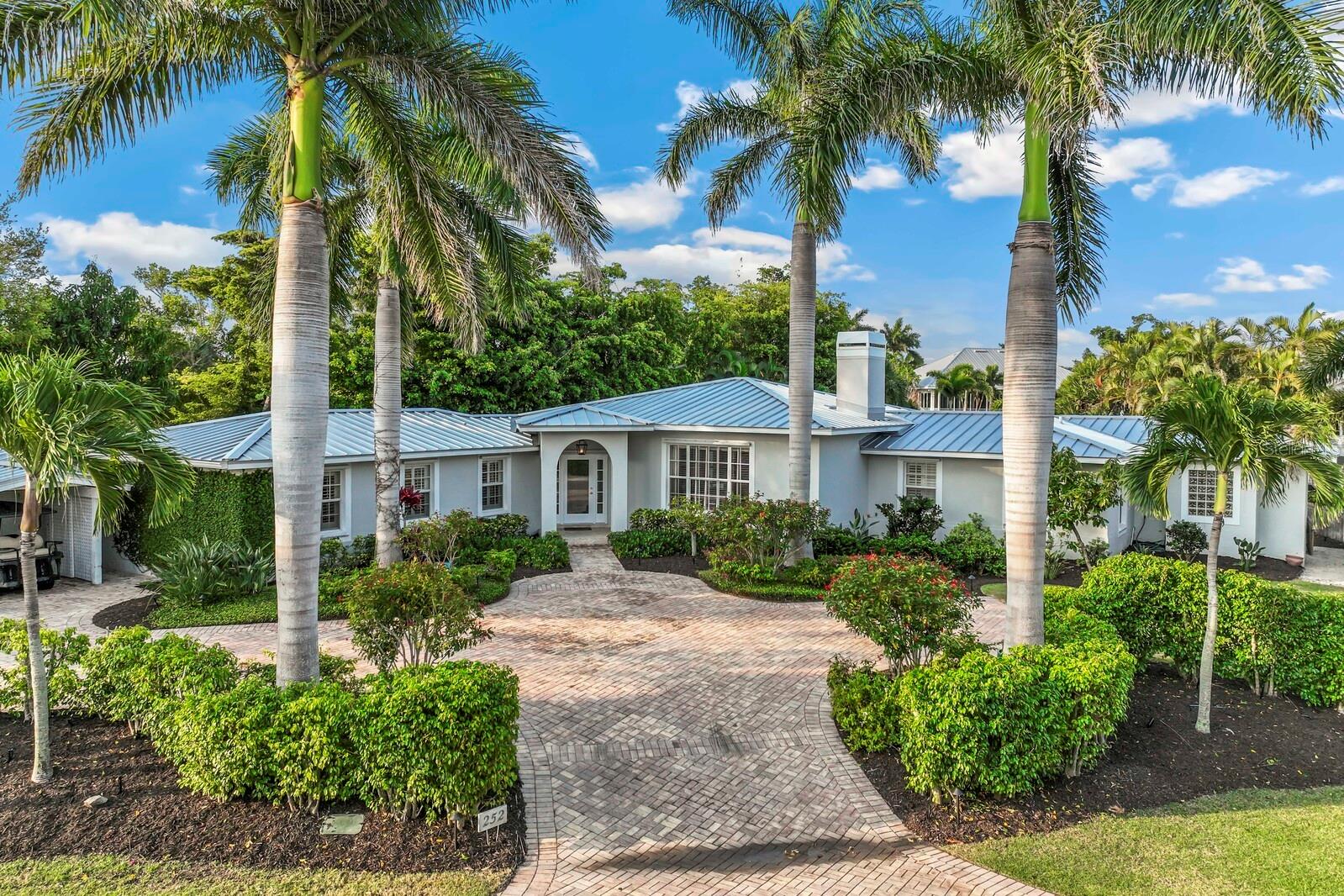 HARBOR DRIVE WATERWAYS - Residential