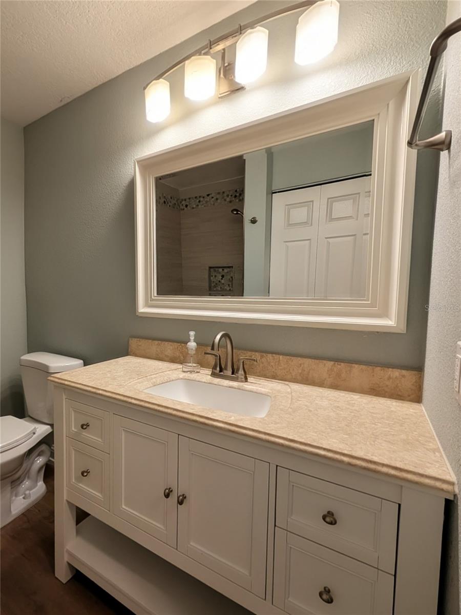 BOCA CIEGA POINT EAST - Residential