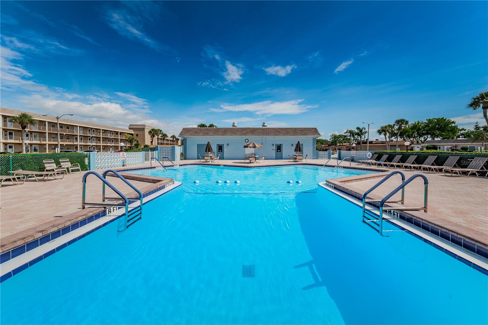 BOCA CIEGA POINT EAST - Residential