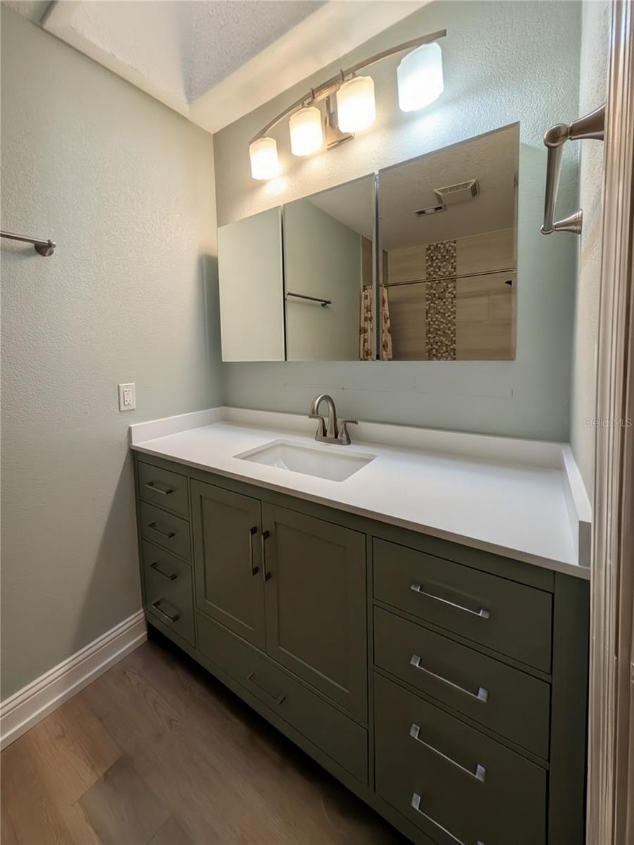 BOCA CIEGA POINT EAST - Residential