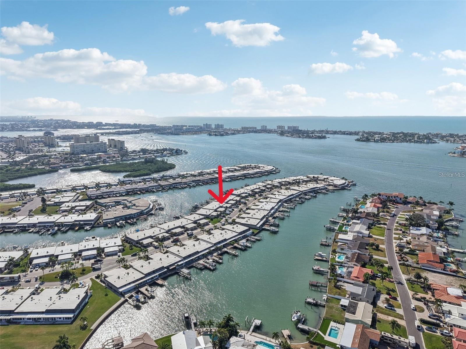 BOCA CIEGA POINT EAST - Residential