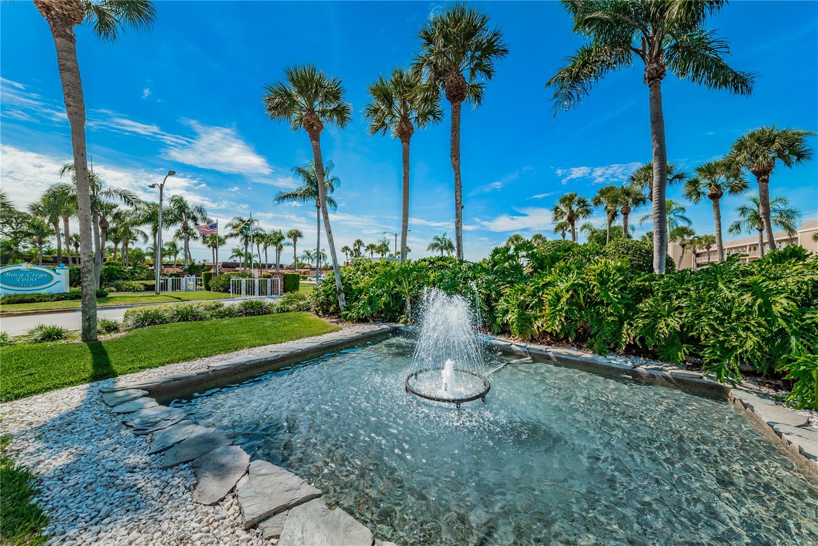 BOCA CIEGA POINT EAST - Residential