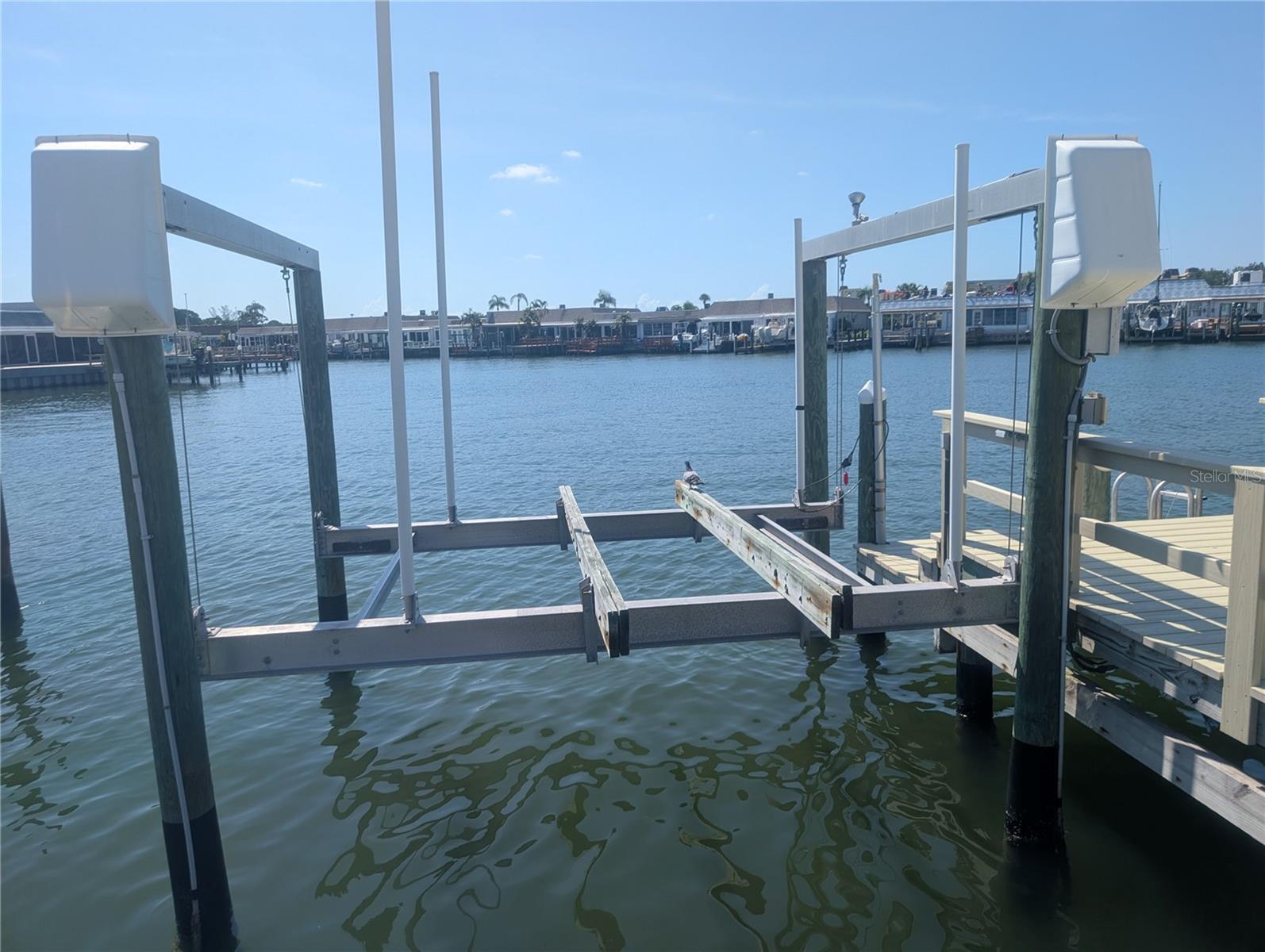 BOCA CIEGA POINT EAST - Residential