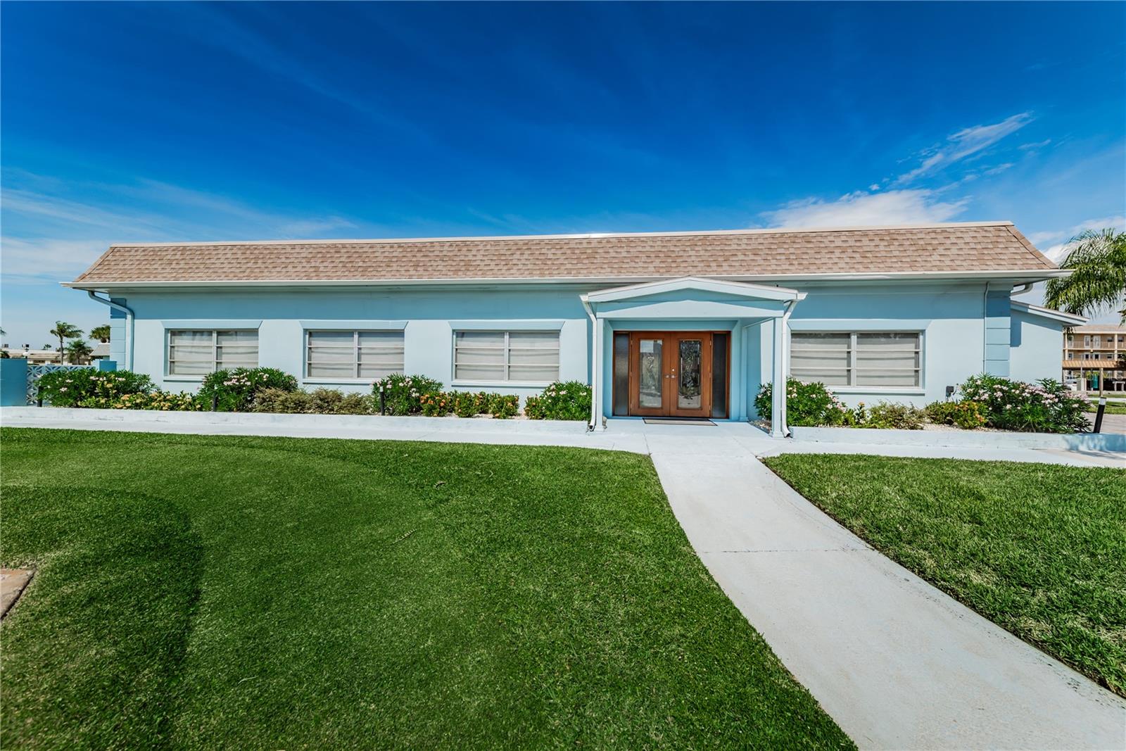 BOCA CIEGA POINT EAST - Residential