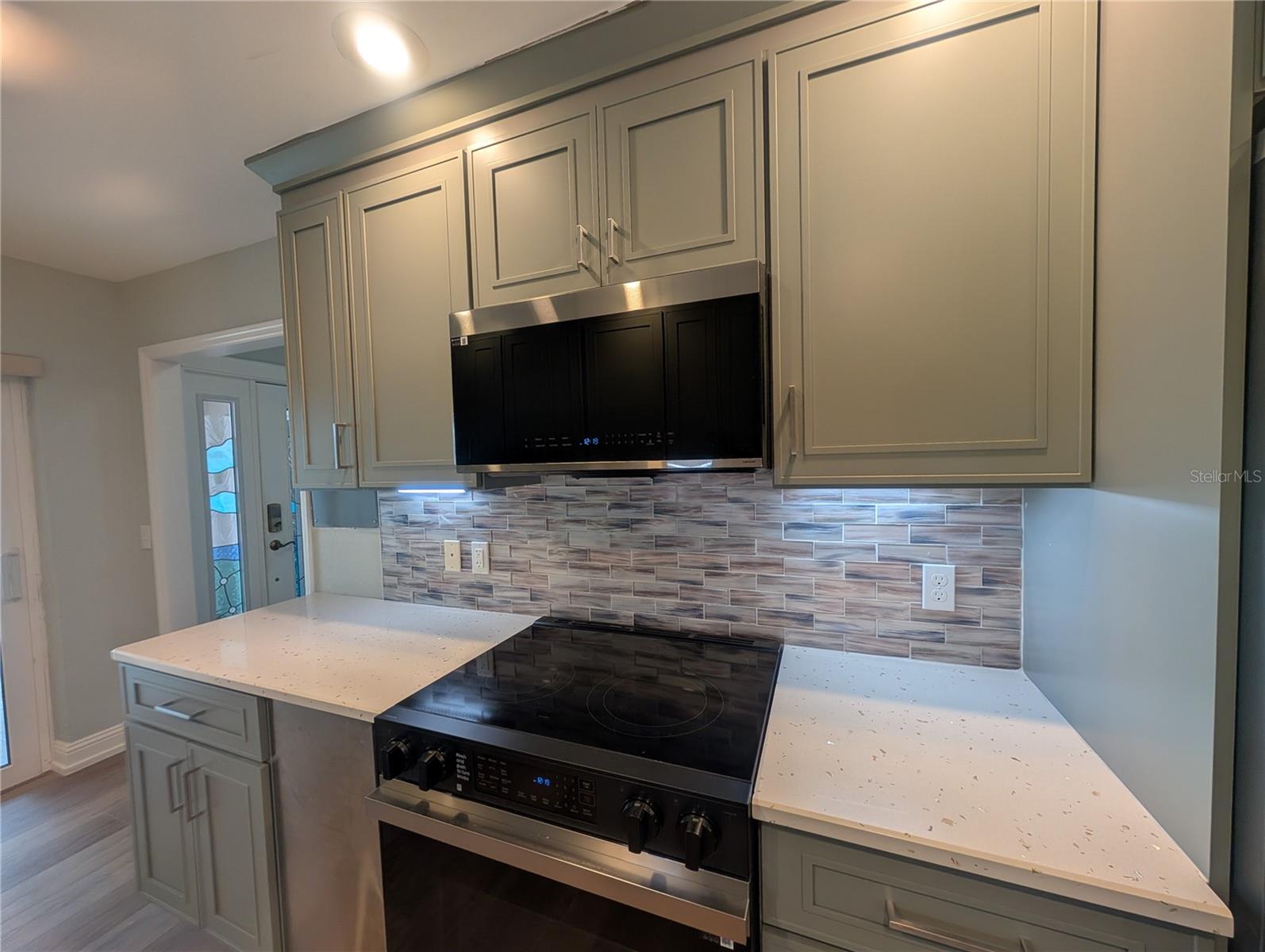 BOCA CIEGA POINT EAST - Residential