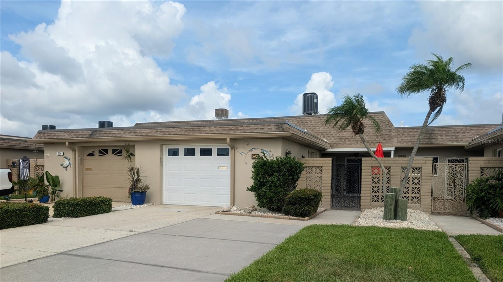 BOCA CIEGA POINT EAST - Residential