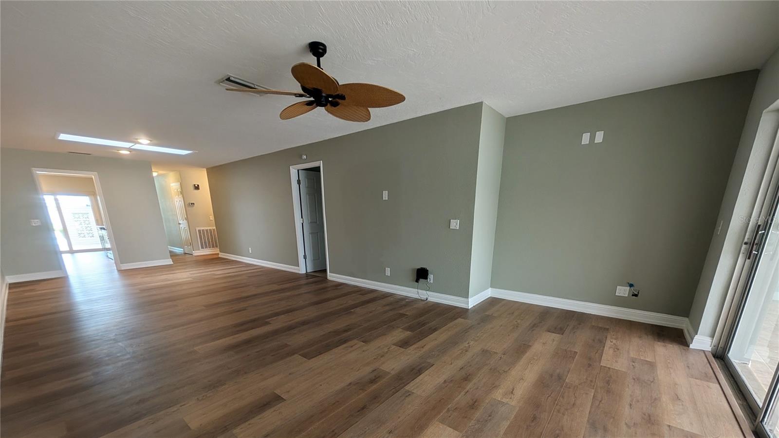 BOCA CIEGA POINT EAST - Residential