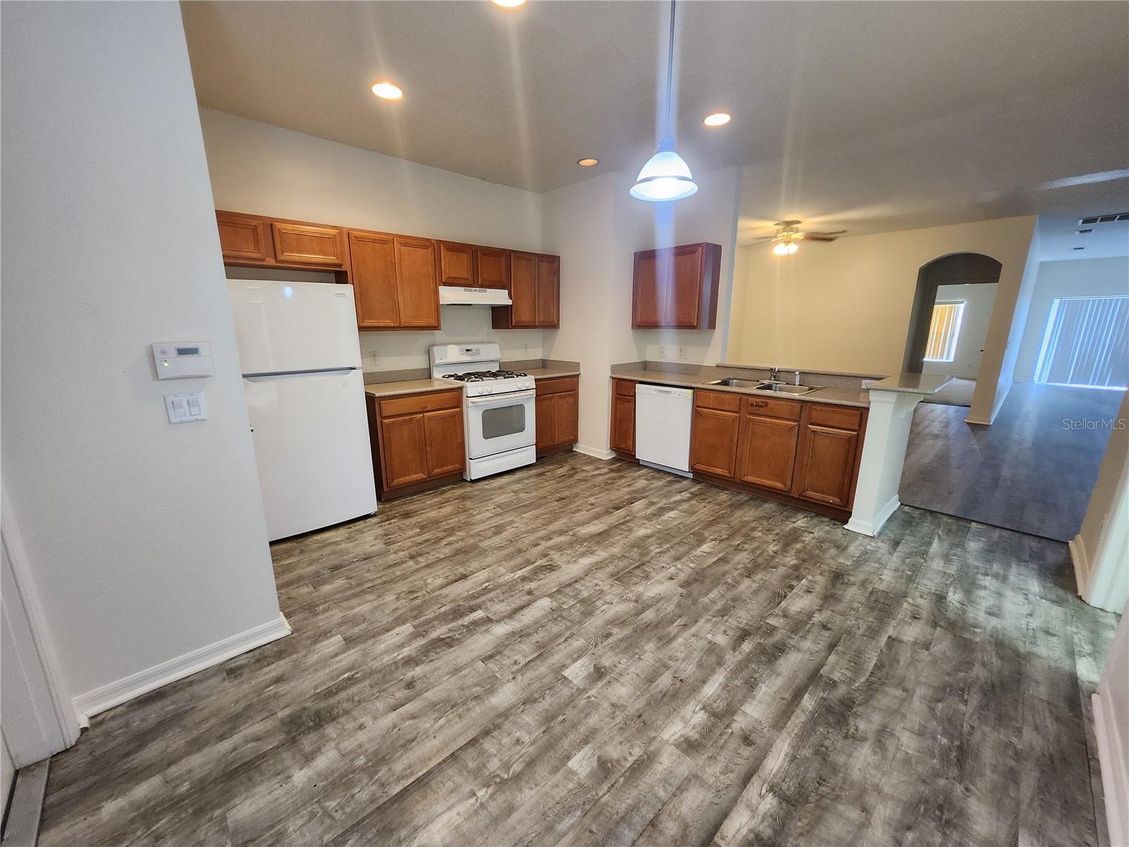 LIVE OAK PRESERVE PH 1C VILLAGES 03 04 05 06 - Residential Lease