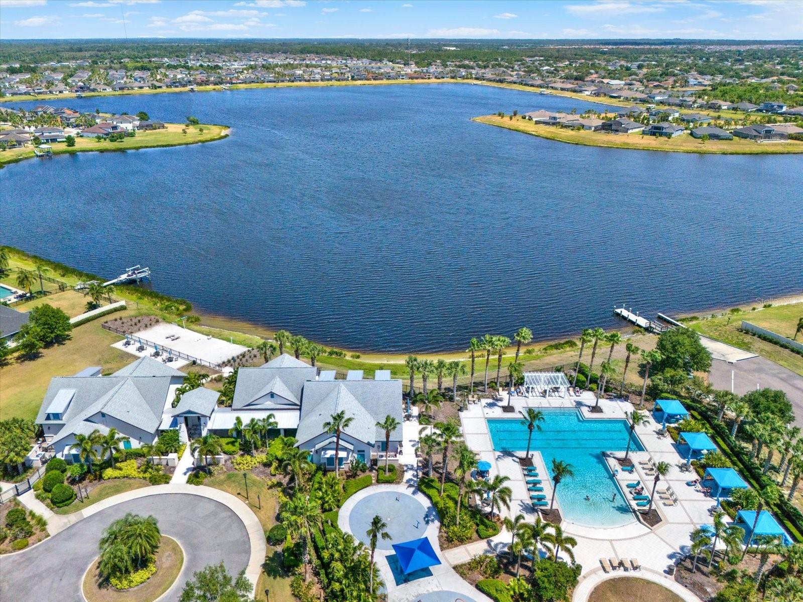 LUCAYA LAKE CLUB PH 3 - Residential