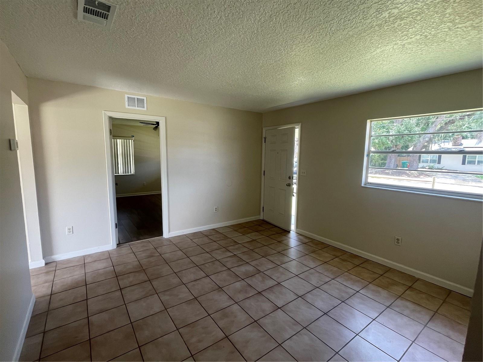 LAKE WAYMAN HEIGHTS - Residential