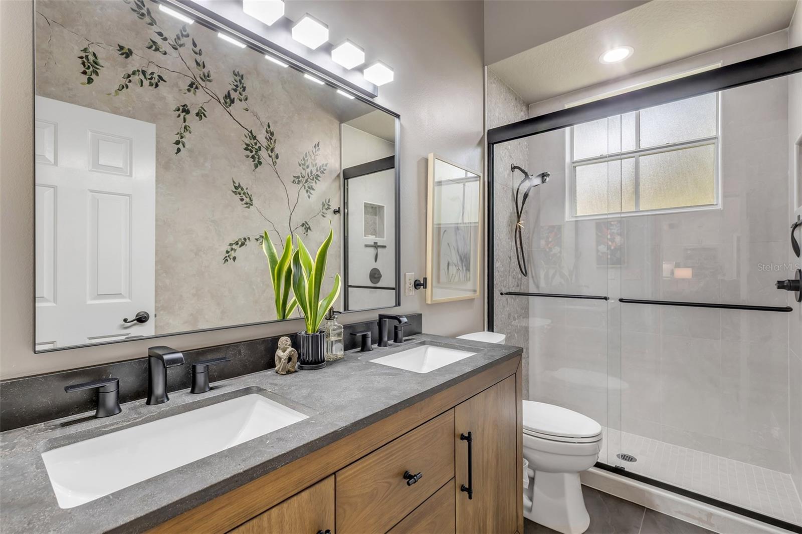 GLEN EAGLE UNIT 2 - Residential