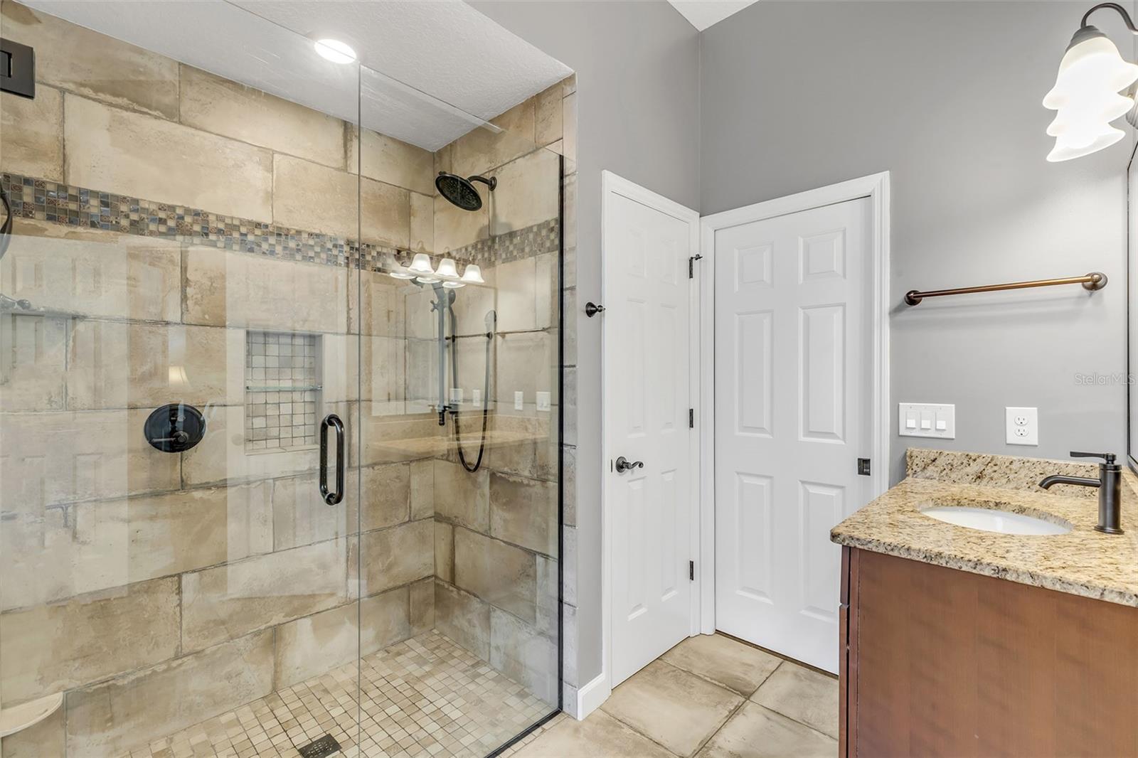 GLEN EAGLE UNIT 2 - Residential