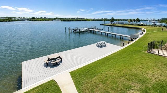 BAY MARINER THE CONDO - Residential