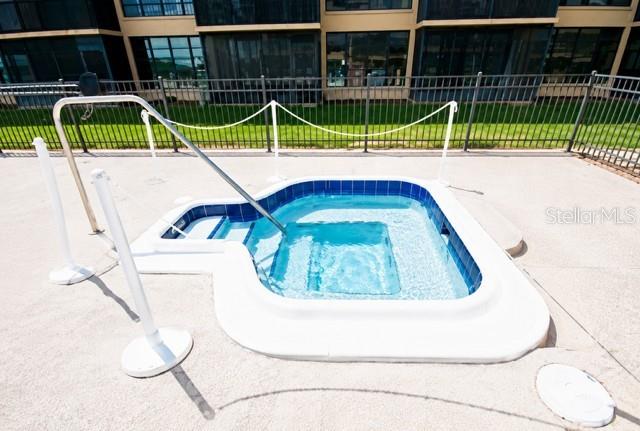 BAY MARINER THE CONDO - Residential