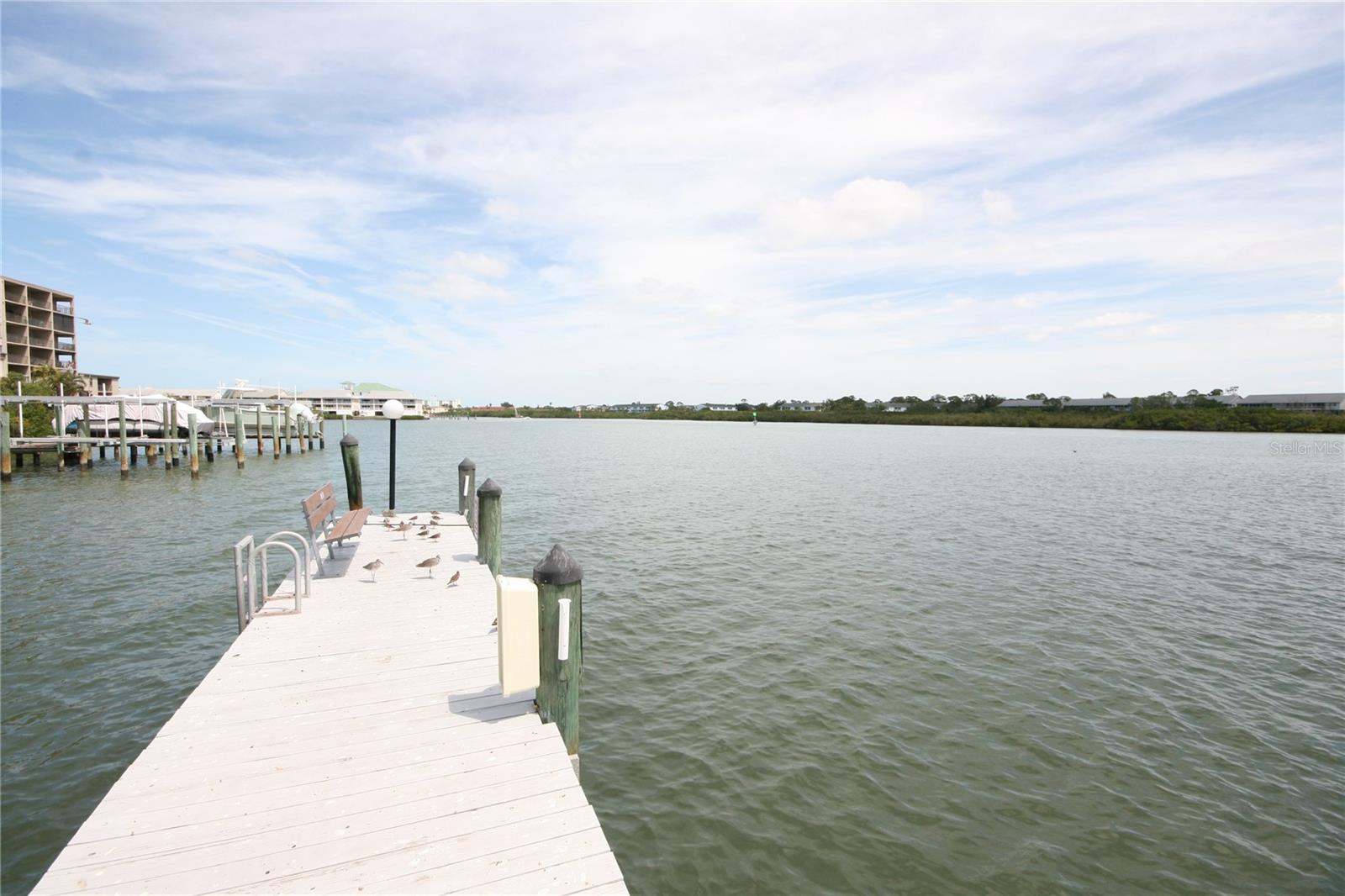 BAY MARINER THE CONDO - Residential