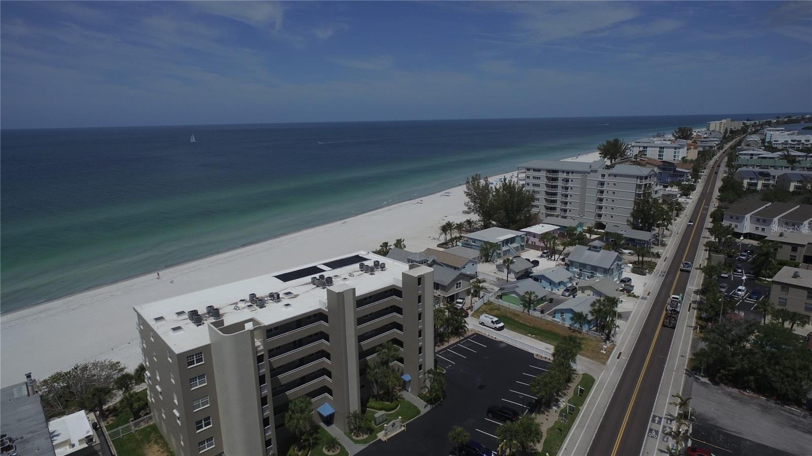 BAY MARINER THE CONDO - Residential