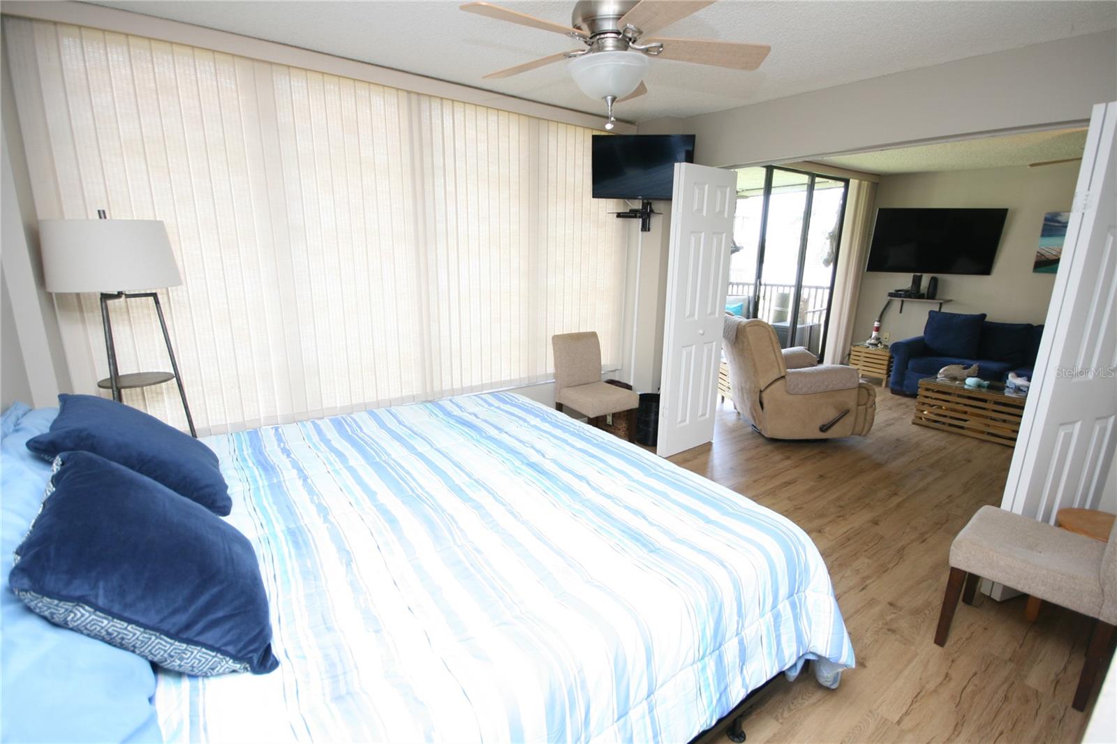 BAY MARINER THE CONDO - Residential