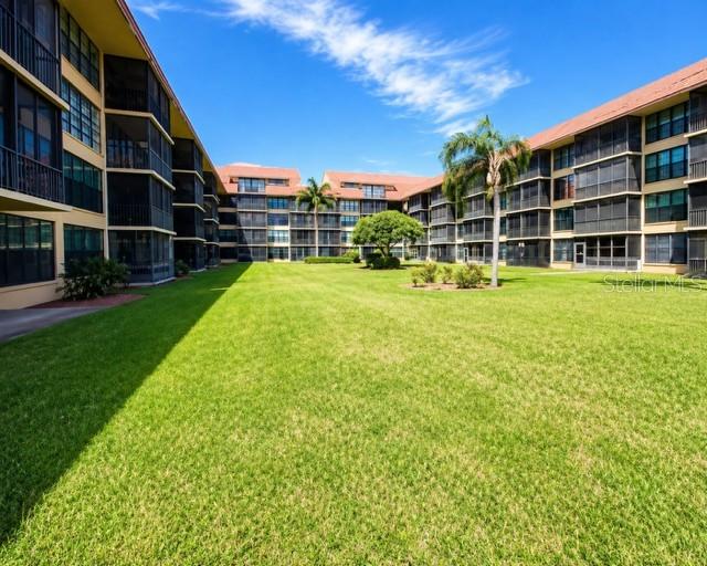 BAY MARINER THE CONDO - Residential